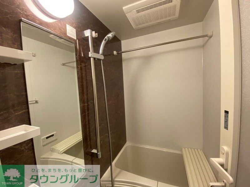 バス・シャワールーム