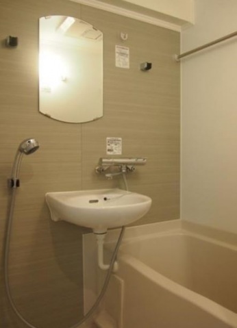 バス・シャワールーム　浴室