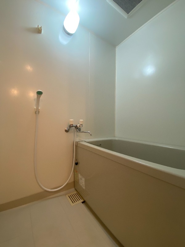 バス・シャワールーム　浴室！