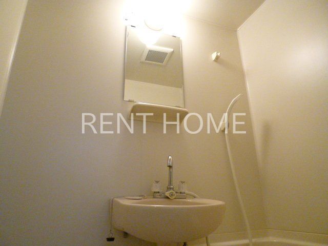 洗面設備　浴室内洗面台あります