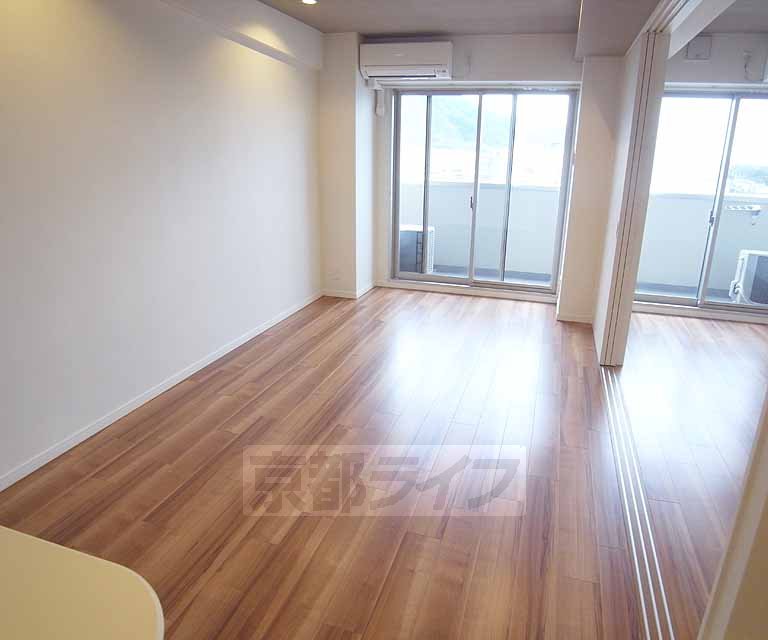 居室・リビング　広々な洋室・