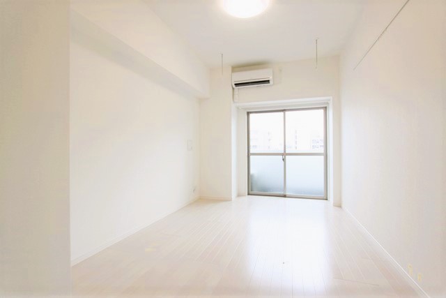 居室・リビング　※別部屋参考写真