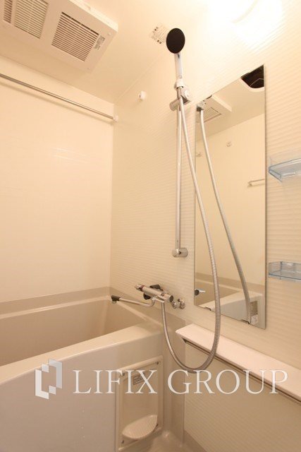 バス・シャワールーム　風呂