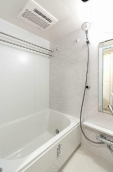 バス・シャワールーム　バスルーム