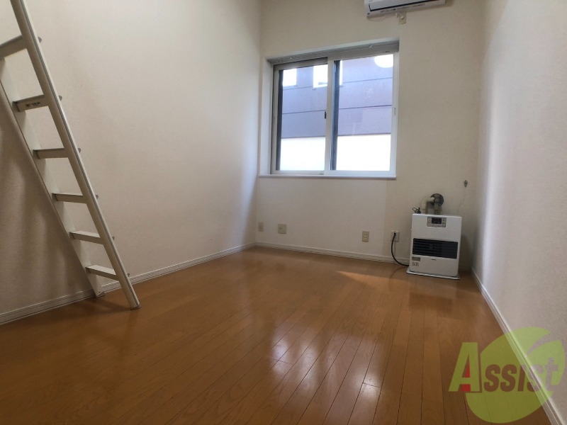 居室・リビング　広くてキレイなお部屋が広がっていて、充実した生活が送れそう。