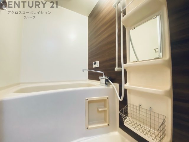 バス・シャワールーム　追い炊き機能付き♪