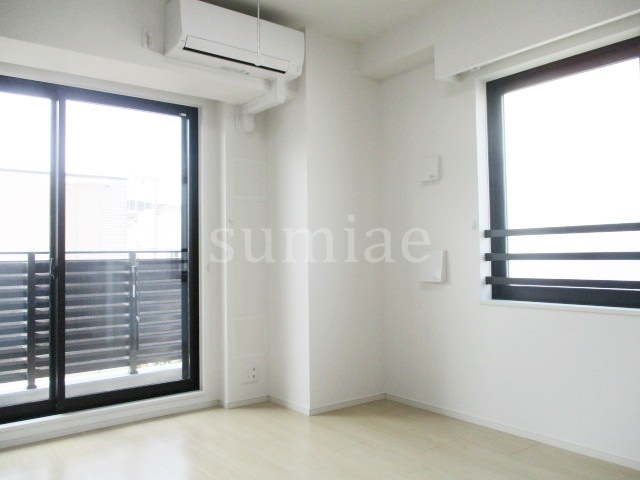 居室・リビング　7帖のリビングです☆