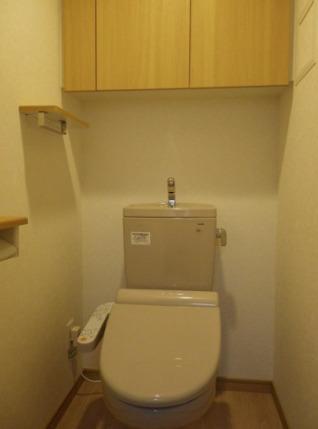 トイレ　ルーブル南馬込弐番館