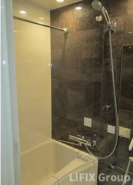 バス・シャワールーム　風呂