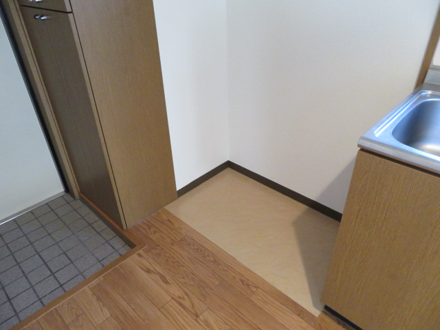 その他設備　冷蔵庫置場