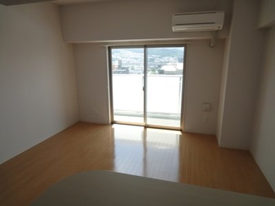 居室・リビング　別号室の写真です