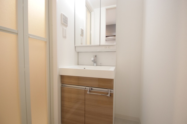 洗面設備　※別室の参考写真の為、現況優先です。