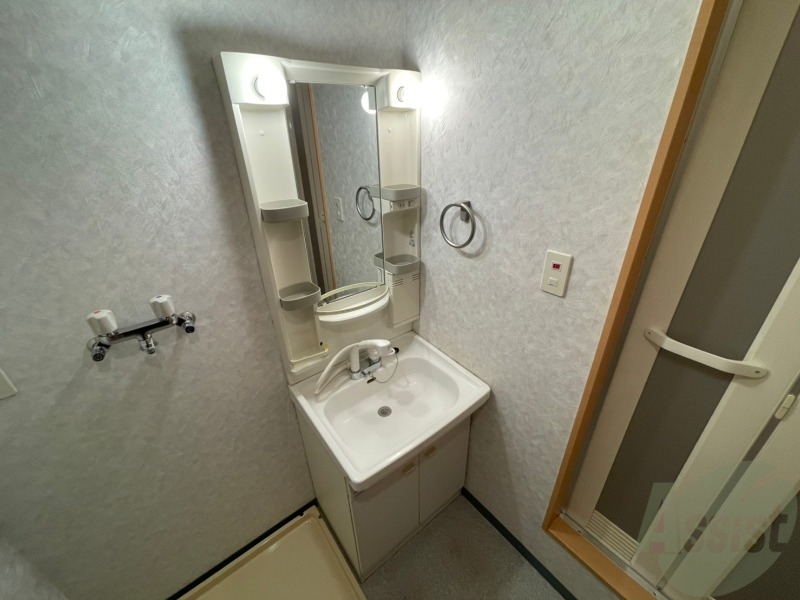 洗面設備　シャンプードレッサーで身支度もラクラクです！