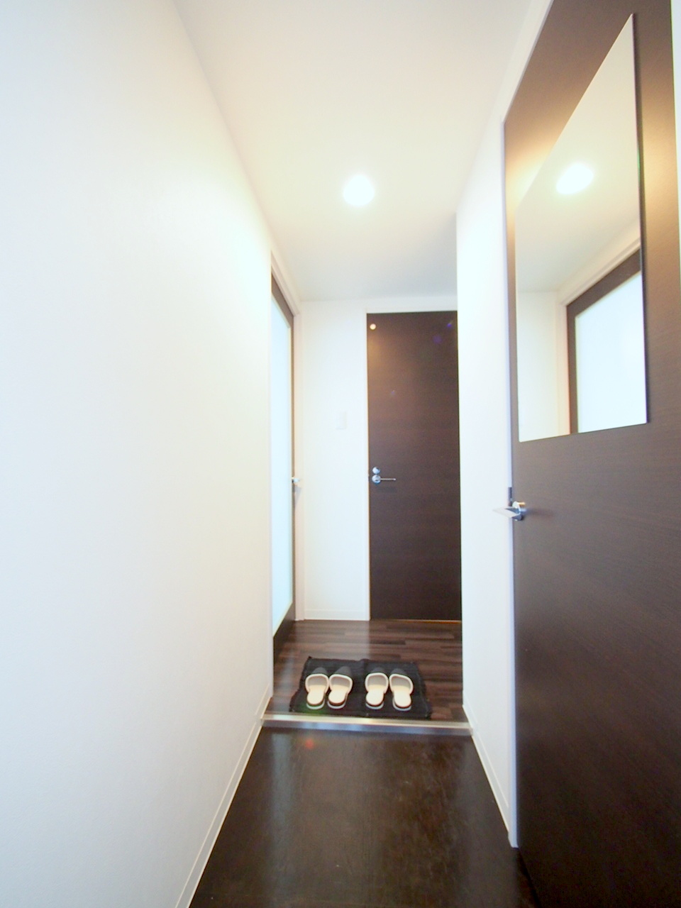 玄関　広々玄関です♪