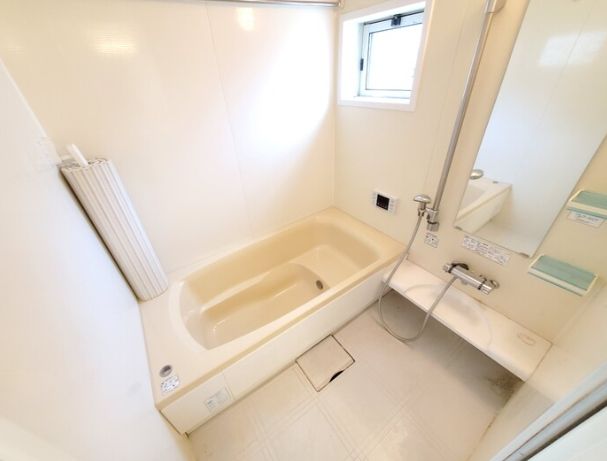 バス・シャワールーム　洗面