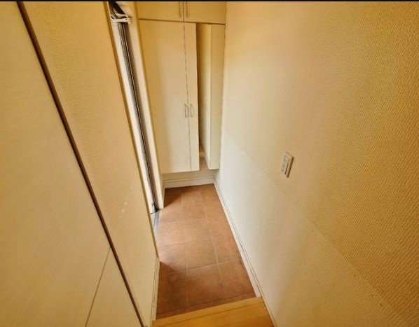 玄関　バルコニー