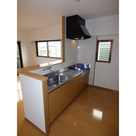 キッチン　同部屋タイプ・現状優先