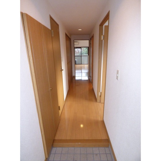 玄関　同部屋タイプ・現状優先