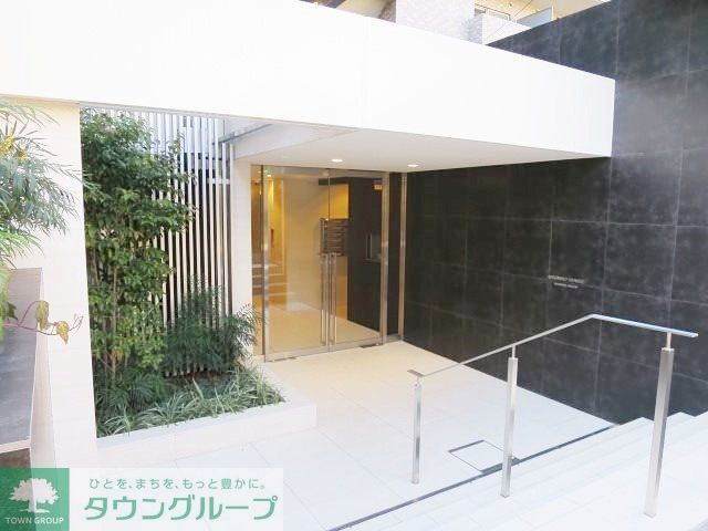 エントランス　部屋探しは株式会社　タウンハウジング　までお気軽にお問合せ…
