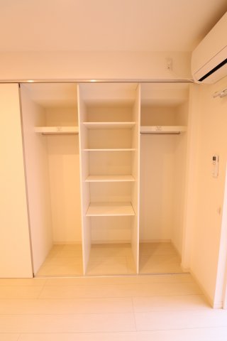 収納　※別号室の参考写真です
