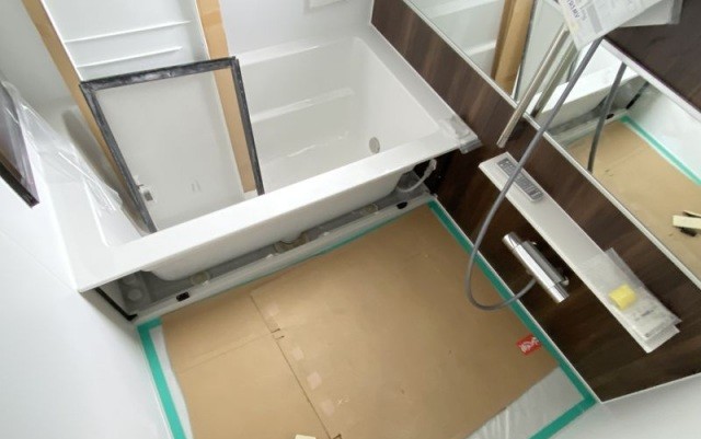 バス・シャワールーム