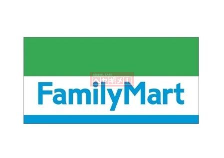 コンビニ　ファミリーマート昭和薬品西大島駅前店（コンビニ）まで290m