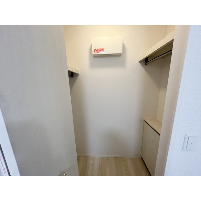 収納　ウォークインクローゼット