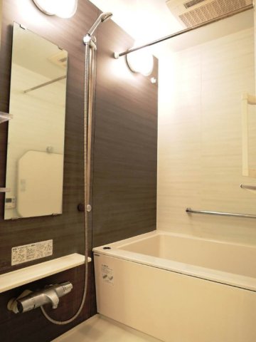 バス・シャワールーム　清潔な浴室！