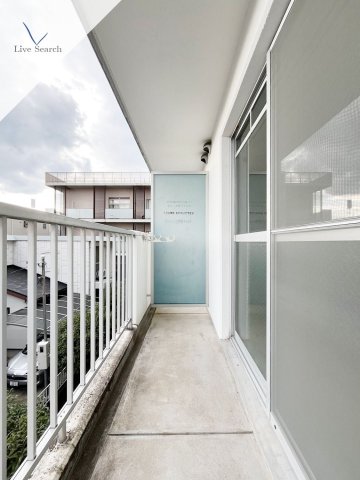 バルコニー　同物件別室写真