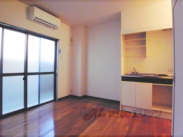 居室・リビング　洋室