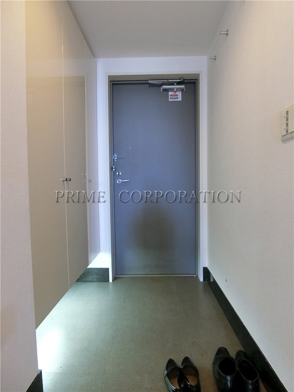 玄関　※参考写真※