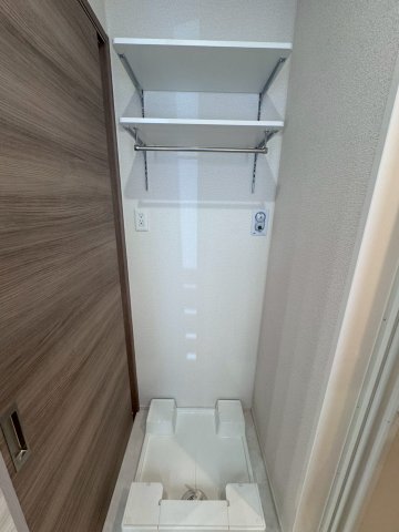 その他　※同タイプの別の部屋の写真です。