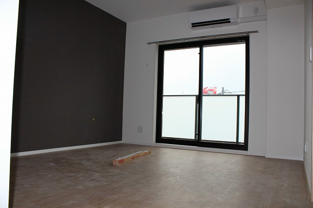 居室・リビング　※建築中の写真です。（同タイプ間取り）