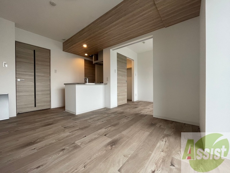 居室・リビング　広くてきれいなリビングです！快適に過ごせそうですね。