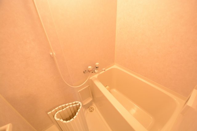 バス・シャワールーム　便利な追い焚き機能付き♪