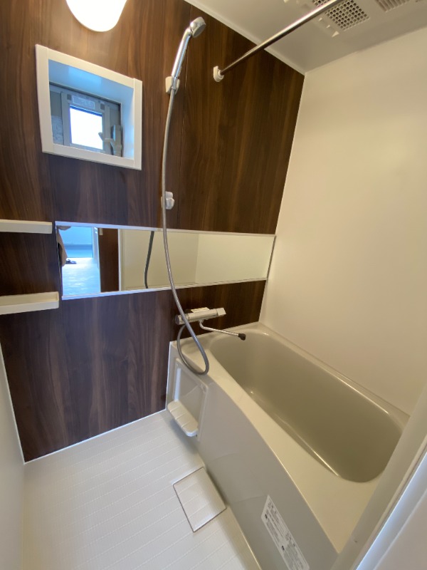 バス・シャワールーム　同型イメージ