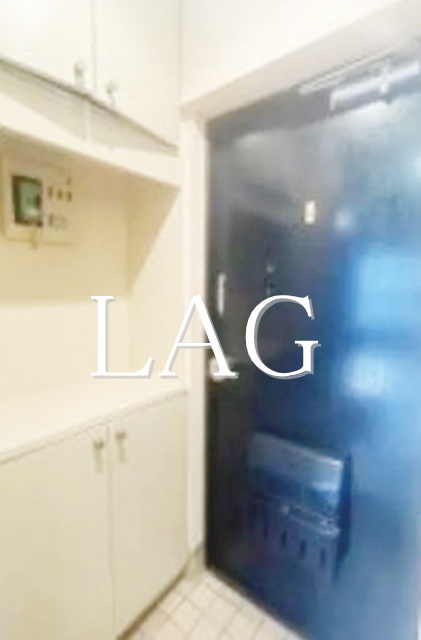 玄関　玄関です。