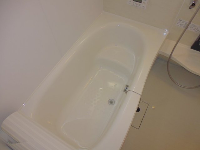 バス・シャワールーム　一坪風呂