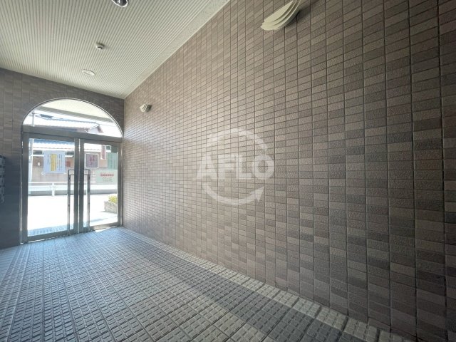 ロビー　アイシャレー長居公園　ロビー