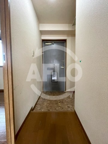 玄関　アイシャレー長居公園　玄関