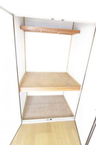 収納　同物件の別部屋参考写真です。