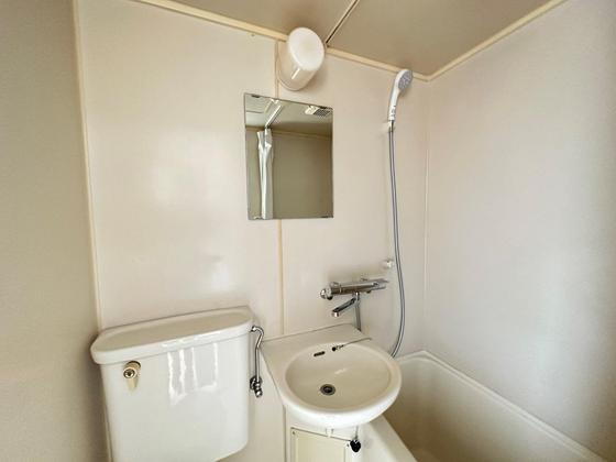 洗面設備　※別部屋の写真です