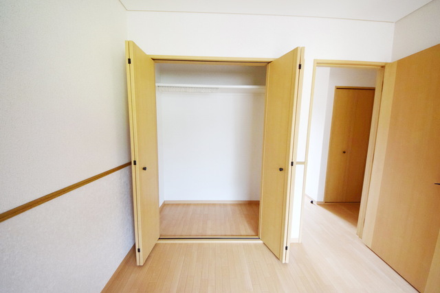 収納　～たっぷり収納スペースです～