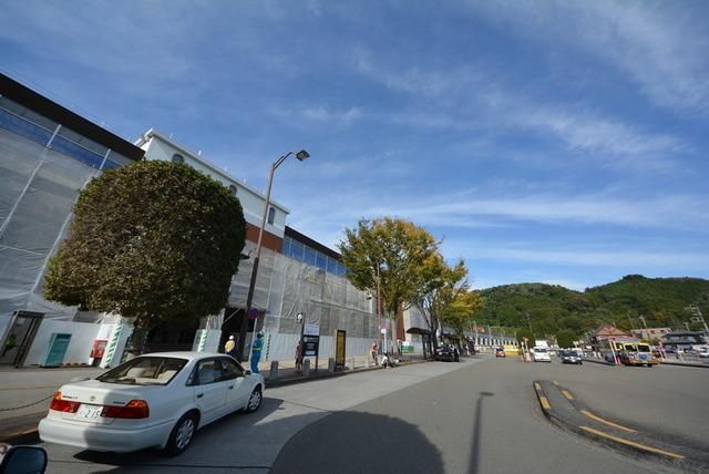 その他　駅前（その他）まで560m