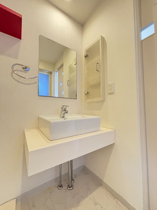 洗面設備　８０３号室　写真