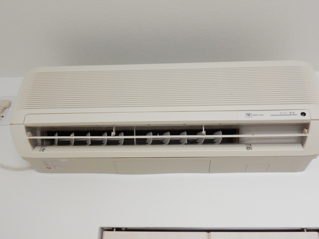 その他設備　洋室にエアコン1基設置済みです