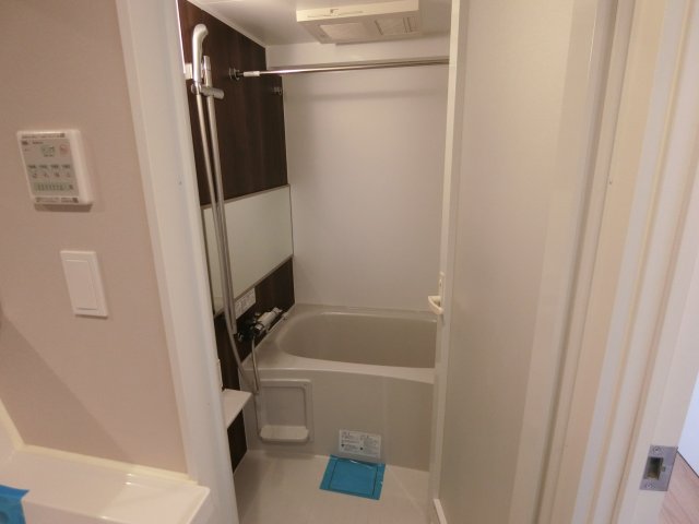トイレ　他のお部屋の参考写真となります。