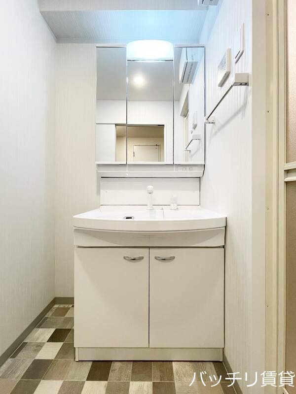洗面設備　※別号室イメージの為、現状を優先致します
