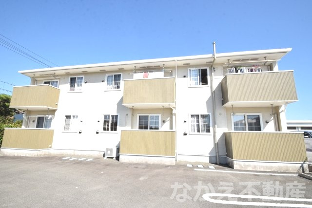 建物外観　外観は落ち着いています