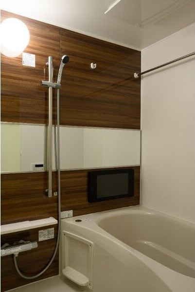 バス・シャワールーム